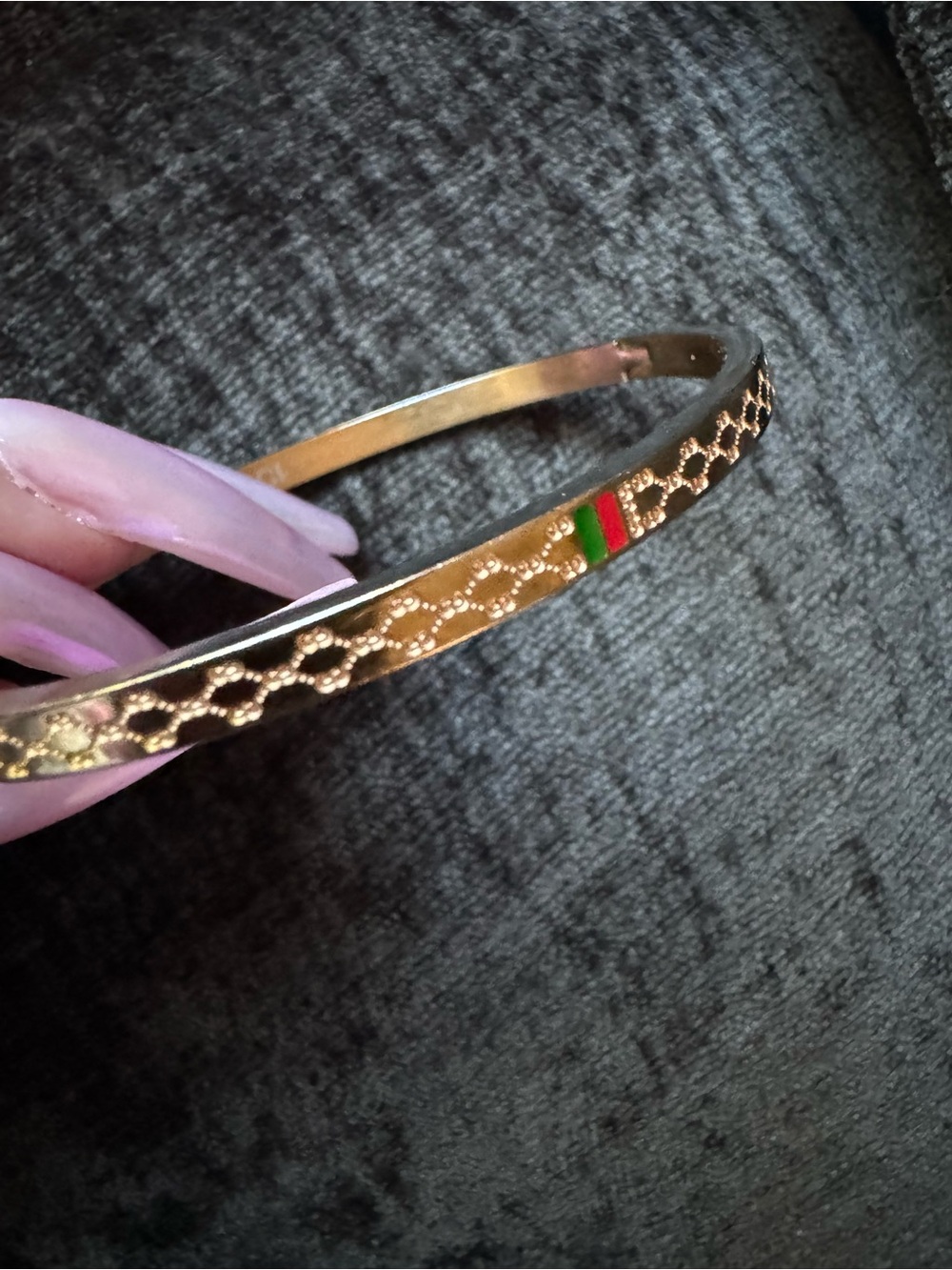 Gucci gold plated bangle